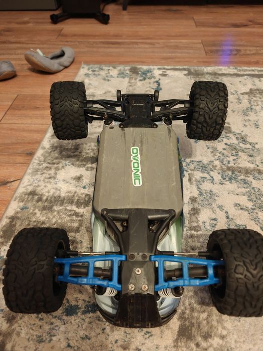 Traxxas Rustler vxl 4x4 brushless