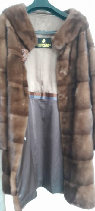 Продам  норковую шубу