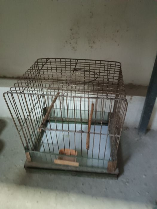 Продаются разные клетки деревянные железные и вольеры б/у