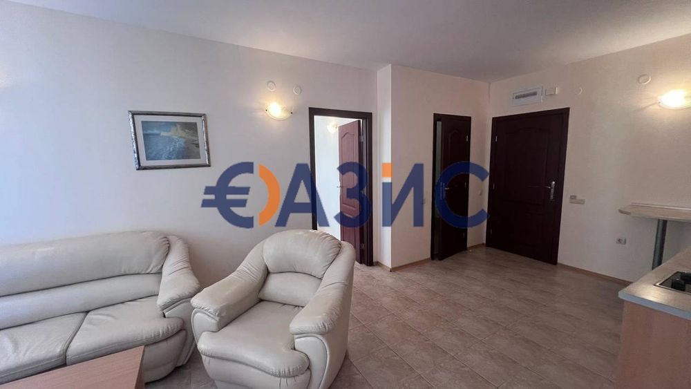 Продава се Тристаен апартамент в к.к. Слънчев бряг - 76 кв.м за 994 €/кв.м - Снимка #13