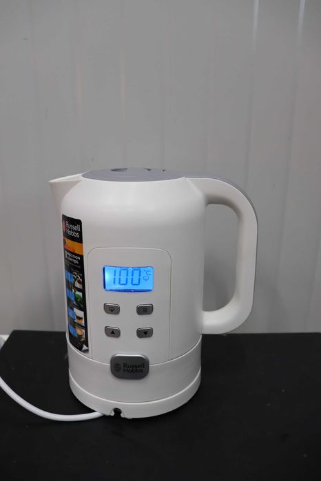 Ел. кана Russell Hobbs Precision Control 2200W, 1.7л LCD дисплей, Бяла