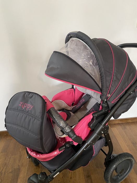 Продам детскую коляску