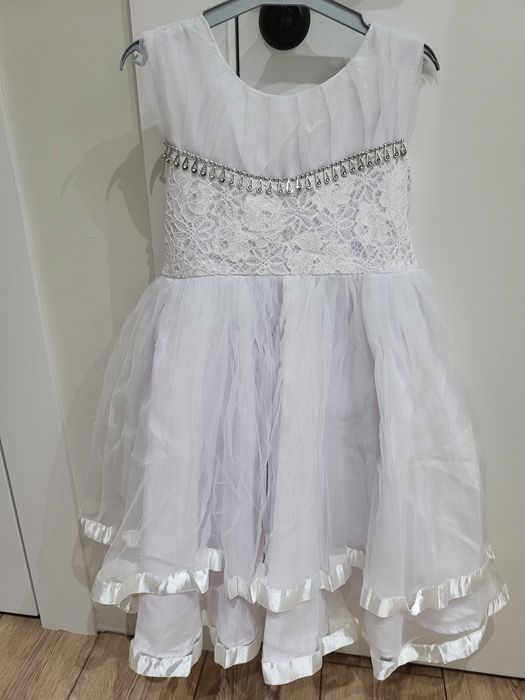 Платье детское продам