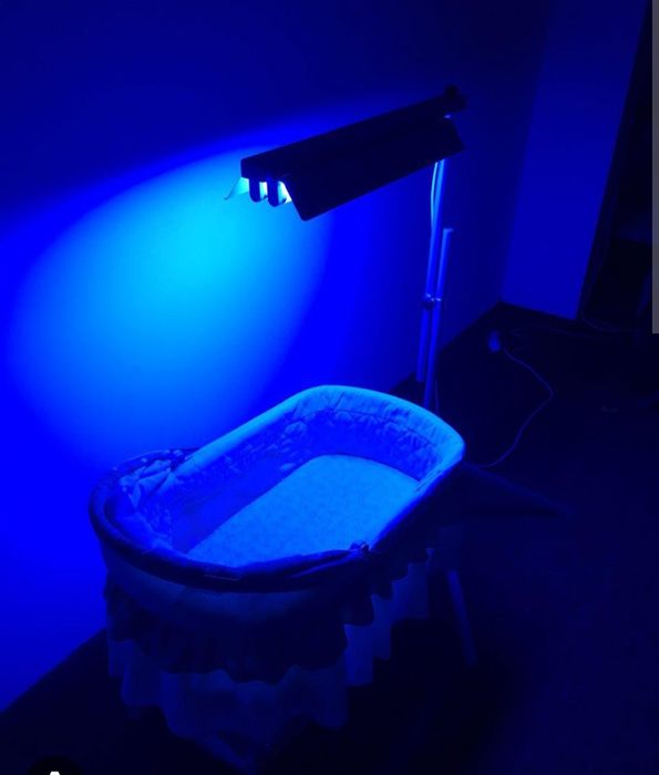 фотолампы на стойках 2-х ламповые фирмы Philips.
Эффективность 100%.
Л