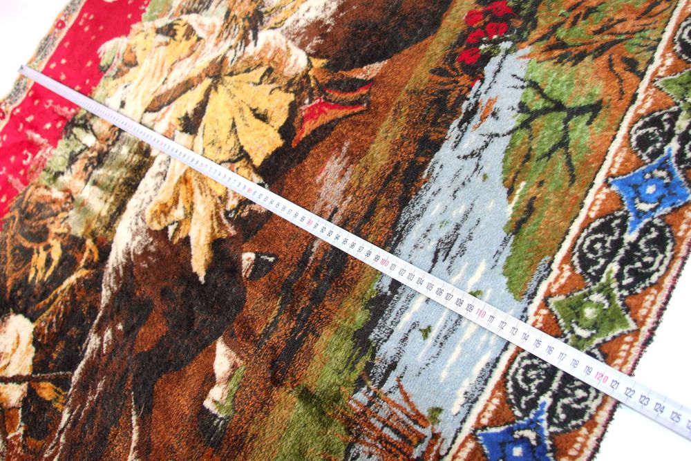 Carpeta plushata "Rapirea din serai" 185 x 122 cm, culori vii, ca NOUA