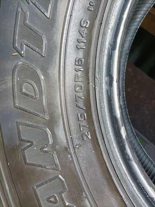 Шины  4 штуки, комплект.