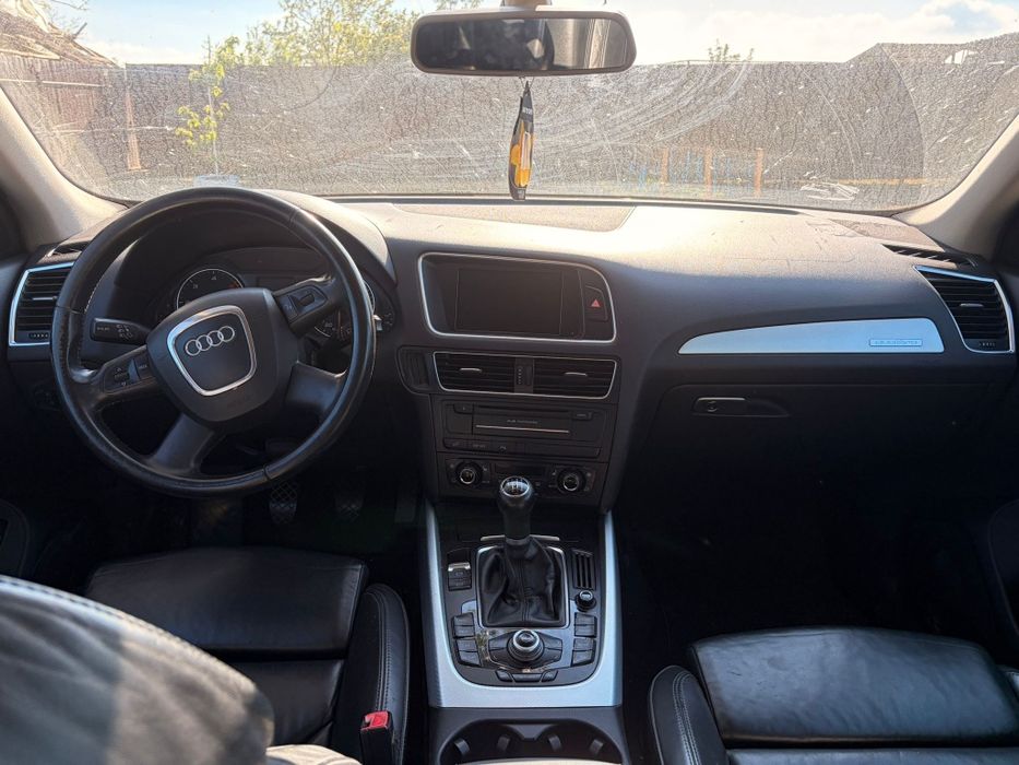 Audi Q5 manual 2009