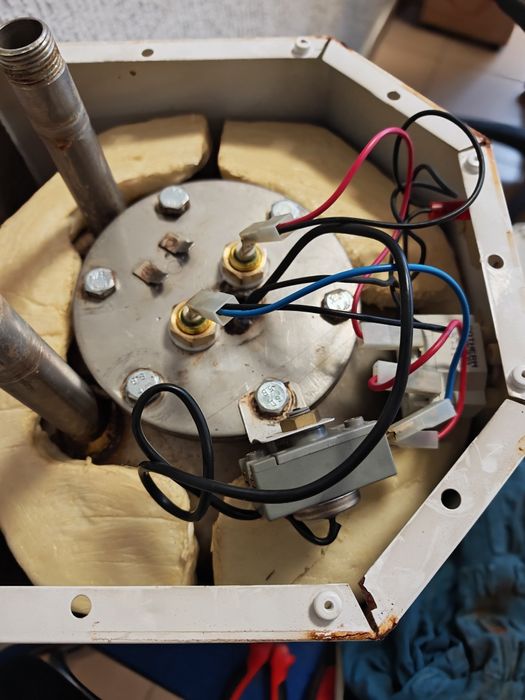 Бойлер Елдом 10л. под мивка неръждаем