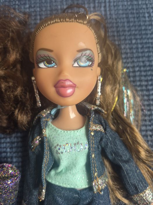 Лот ретро кукли Bratz (Братц) MGA – Yasmin & Cloe с аксесоари (2002-2004)