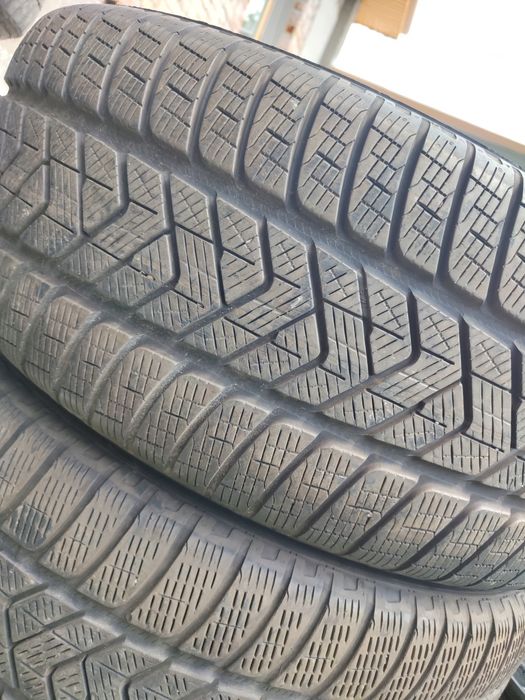 4 бр зимни 255/60/18 Pirelli