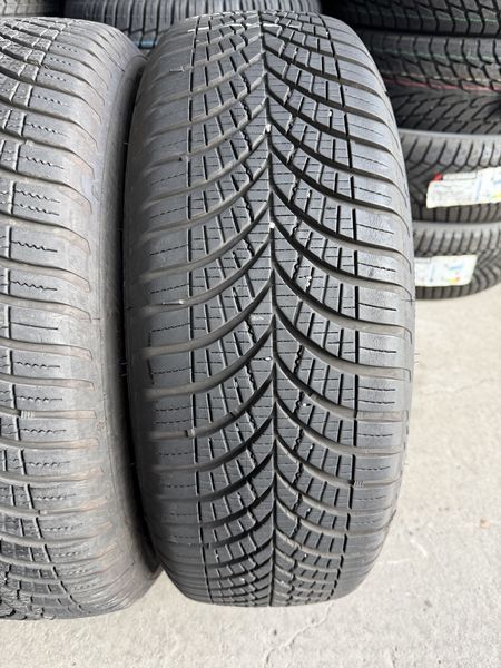 215/65/17 GOODYEAR 4бр
