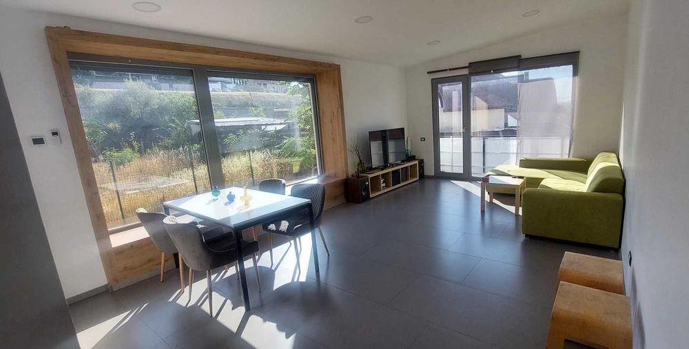 proprietar vand casa noua ,singur in curte, str olteniei 86, parc Brătianu