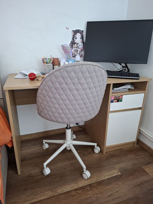 Birou si scaun pachet