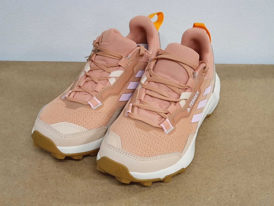 Дамски обувки ADIDAS TERREX AX4   размер 39 1/3  КОЛЕДНО НАМАЛЕНИЕ