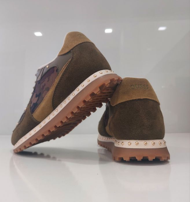 Оригинални маратонки GUESS, 38.