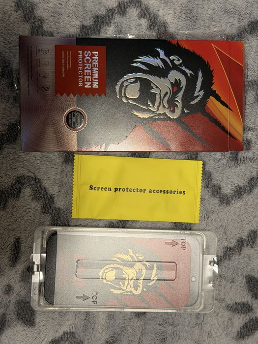 Кейсове и протектори за Iphone 17 Pro