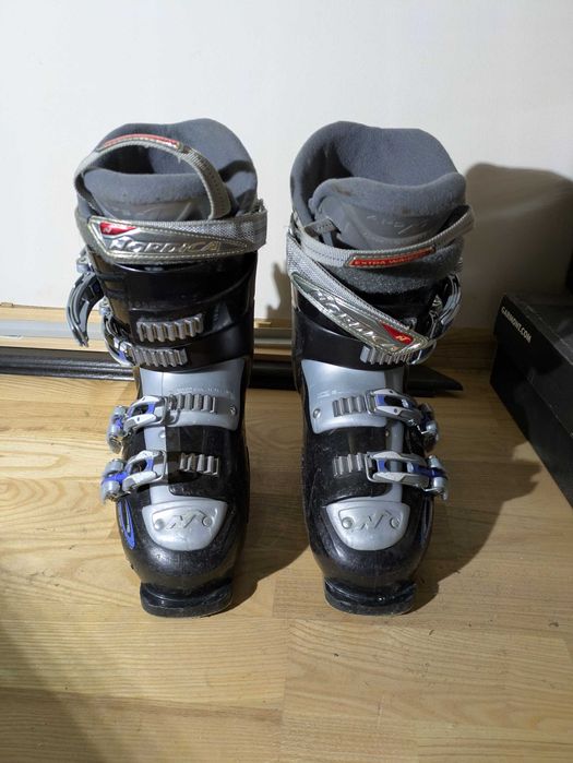 Clapari schi / ski femei NORDICA OLYMPIA EM 6 mondo:250-255 ; 295mm