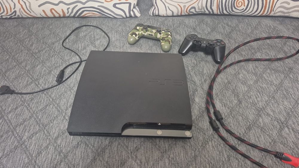 Playstation 3 slim 300 gb