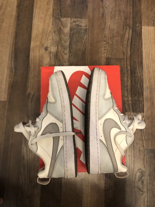 Adidasi NIKE