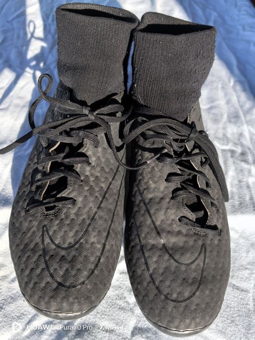 Страхотни бутонки nike и adidas номер 40