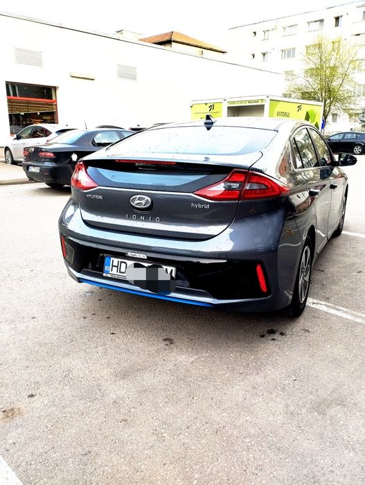 Vând Hyundai Ioniq