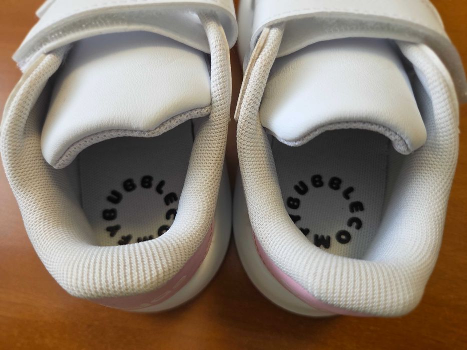 Маратонки Adidas BubbleComfy