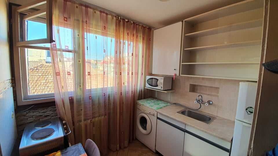 Дава се под наем Едностаен апартамент в София, Гео Милев - 25 кв.м за 398.82 € - Снимка #1