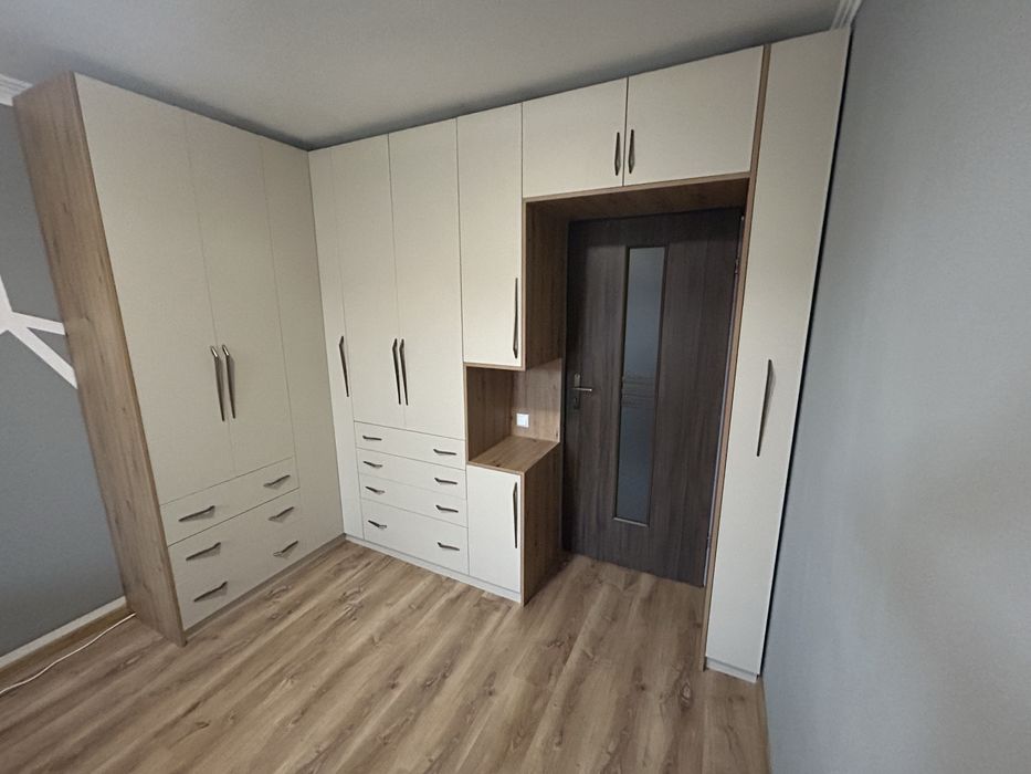 Execut mobila la comanda si ansamblez piese de mobilier