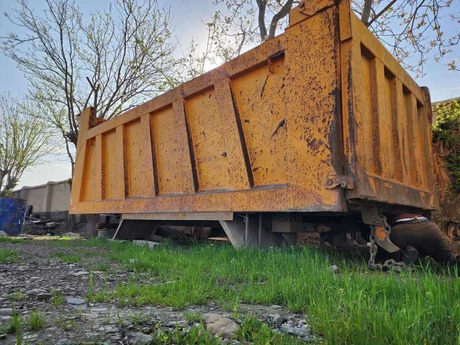 Kuzuf sotiladi kamplekt xolat zor