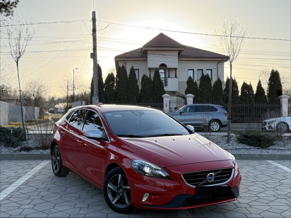 Volvo V40 R-Design 2016
