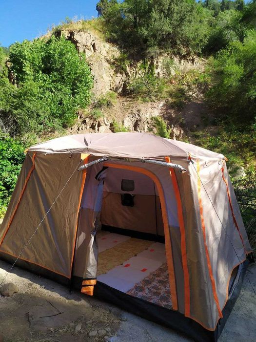 Большая палатка на 6-10 человек