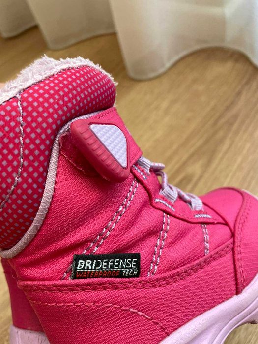 Детски ботуши с лепенки Kamik за момиче