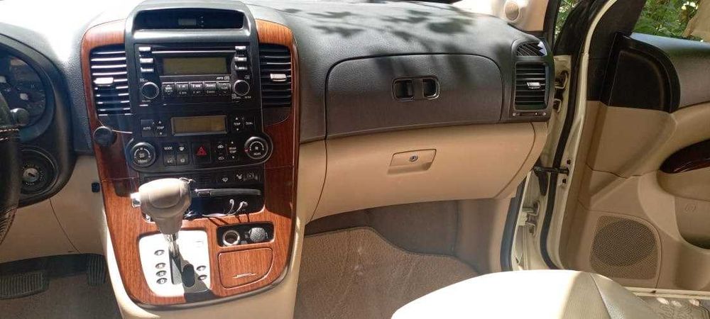 Kia karnival 2007 Limousine sotiladi