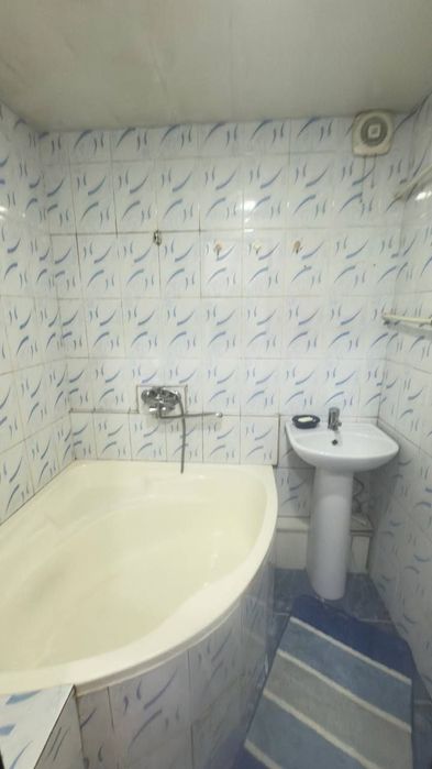 Продаётся на Карасу-2 1ком