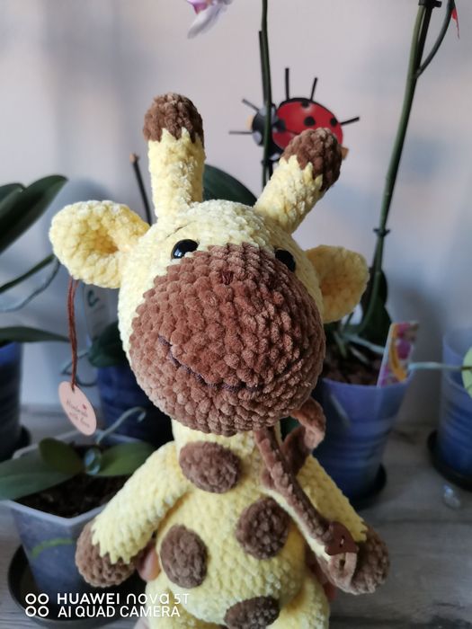 Жирафче амигуруми. Ръчно плетено.