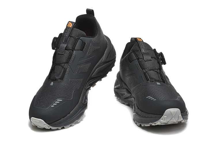 The North Face (USA) трекинговые кроссовки с мембраной подошва Vibram