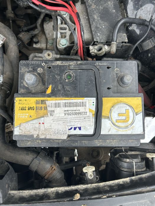 Golf 4 mai multe piese disponibile