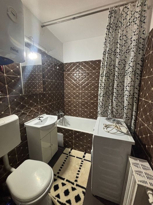 Închiriez Garsonieră Arad-Malul Mureșului G.Praporgescu