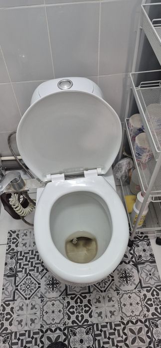 Продам унитаз б/у