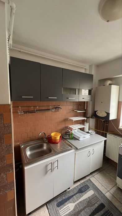 Se accepta studenti/Apartament 2 camere decomandat de inchiriat - Cartierul Scriitorilor,