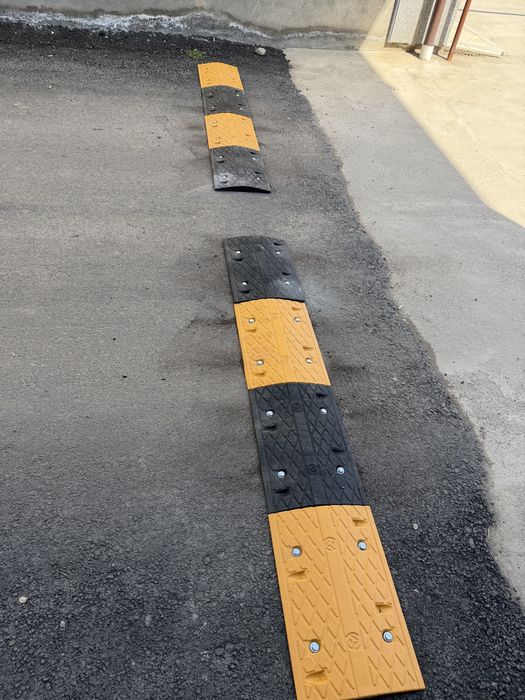 Лежачий полицейский