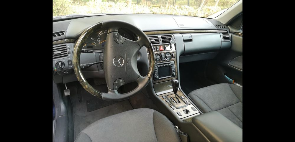 MERCEDES-BENZ E-Class 2000 — imagine 3