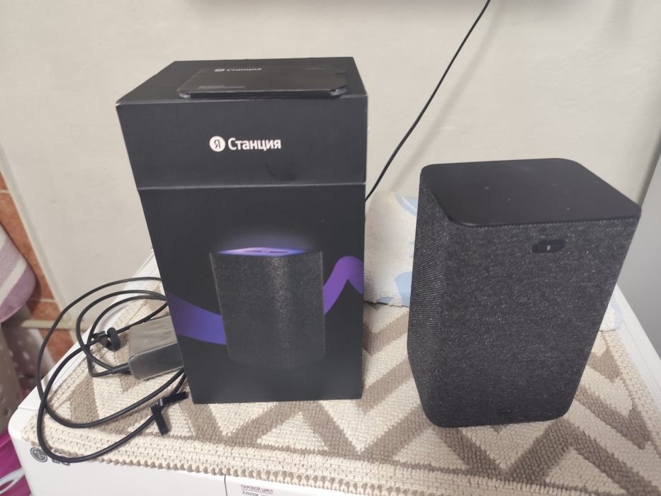 Яндекс Алиса Миди