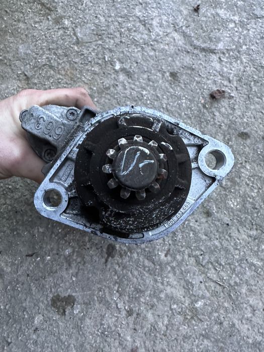 Стартер VAG Група VW Passat B6 2.0TDI 2010Г