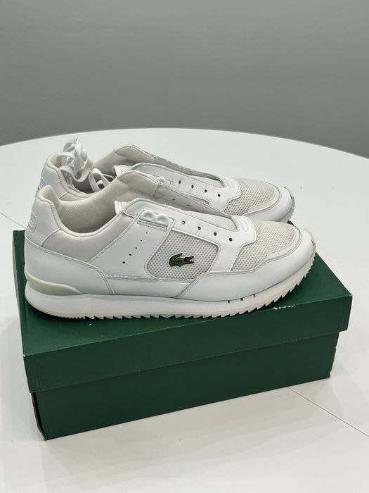 Белые кеды Lacoste