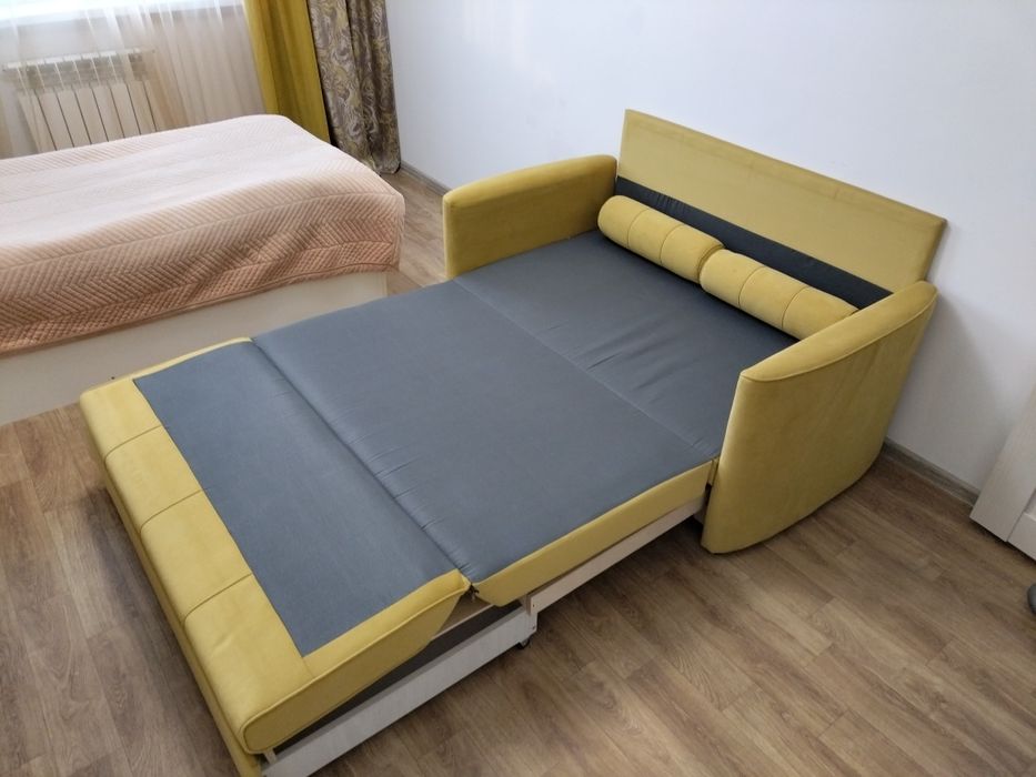 Диван двух спальны новы