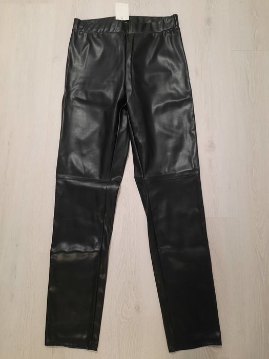 Pantaloni imitație de piele