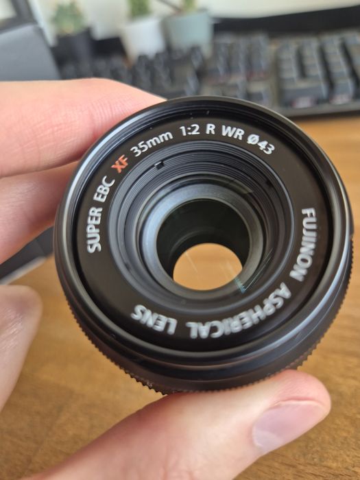 Obiectiv Fujifilm XF 35mm F2 WR