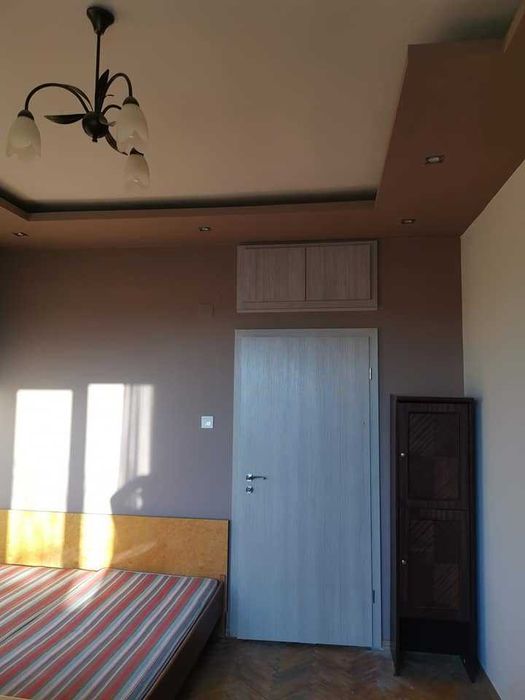 Дава се под наем Тристаен апартамент в София, Яворов - 94 кв.м за 373.83 € - Снимка #4