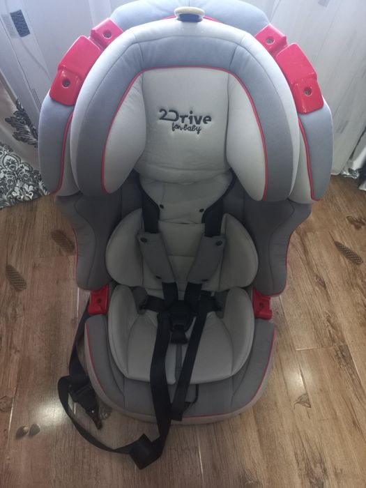 Scaun auto copii cu isofix